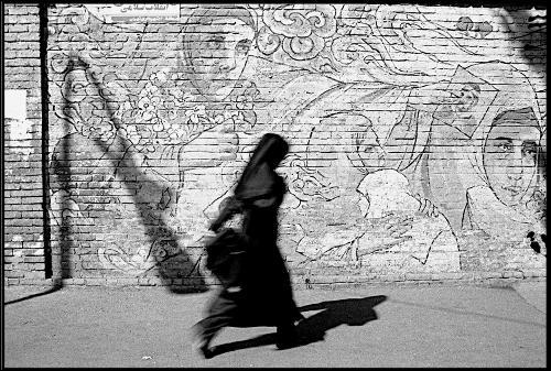 Warring Souls: Youth, Media, and Martyrdom in Post-Revolution Iran