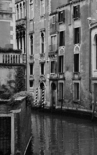 Notebook: Venice Italy Italian Venetian 5 x 8 150 Ruled Pages