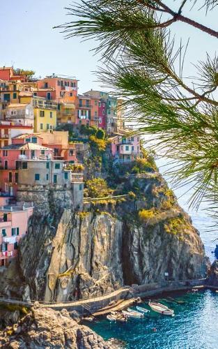 Notebook: Italy Italian Rome Tuscany Milan Europe European 5 x 8 150 Ruled Pages