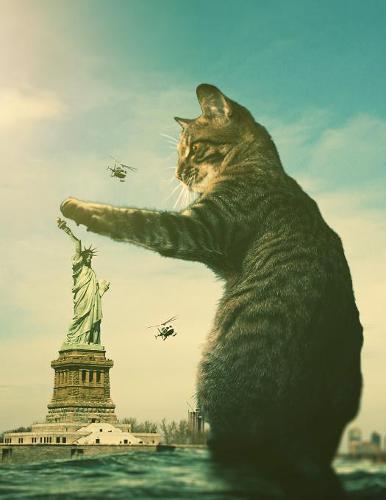 Notebook: Fantasy Cat Statue of Liberty New York United States 8.5  x 11  150 Ruled Pages