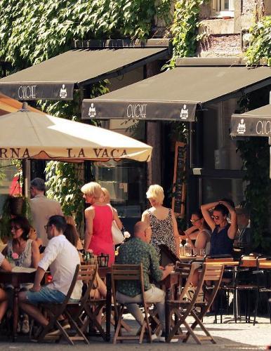 Notebook: City Street Cafe Gastronomy Restaurant Foodie Food 8.5  x 11  150 Ruled Pages