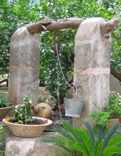 Notebook: Garden Design landscape rock formal French Avenue horticulture