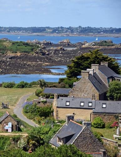 Notebook: Brittany France Europe European union Paris Lyon Marseille Pyrenees French