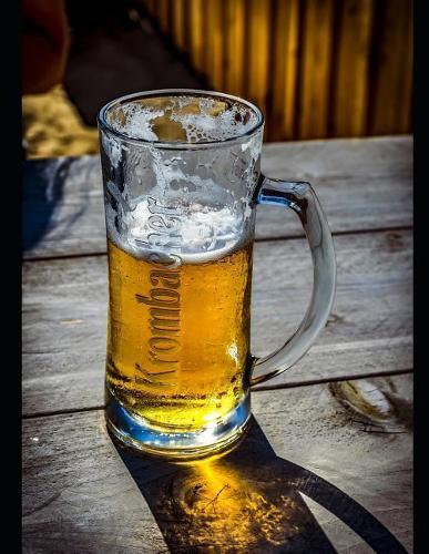 Notebook: Beer refreshment thirst quencher beers alcohol bar bartending rum whiskey glass hops