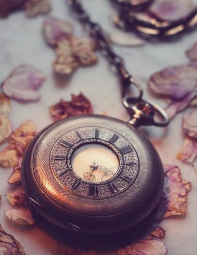 Notebook: Clock old historically wind up horology antique time pendulum clock frequency watch water clock hour