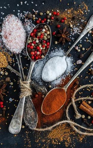 Notebook: Salt pepper spoons spices ingredients condiments capsicum black pepper white pepper