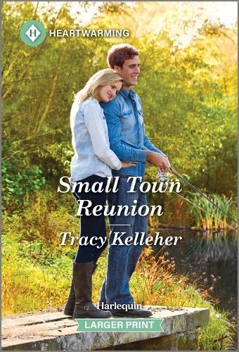 Small Town Reunion: A Clean and Uplifting Romance