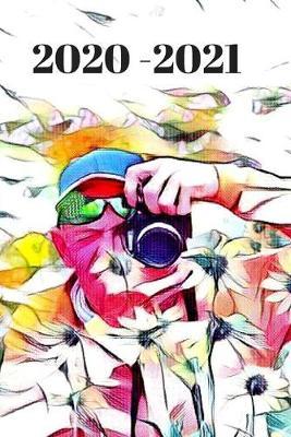 Colorful Photographer's 25 Month Weekly Planner Dated Calendar for Women & Men: 2 years plus December To-Do Lists, Tasks, Notes or Appointments. Purse Size at-A-Glance Schedule Notebook