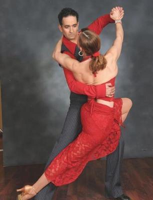 Dance Club Notebook (9): Dance Club Notebook; Dance Club Journal; Dance Club Log Book; Dance Club Composition Book: Wide Ruled Lined; 135 sheets/270 pages (7.44 x 9.69 ) Creative Dance Moves; Thoughts & Impressions; Gift Basket