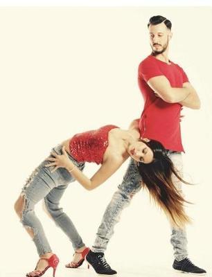 Dance Club Notebook (15): Dance Club Notebook; Dance Club Journal; Dance Club Log Book; Dance Club Composition Book: Wide Ruled Lined; 135 sheets/270 pages (7.44 x 9.69 ) Creative Dance Moves; Thoughts & Impressions; Gift Basket