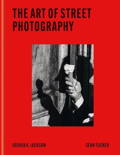 The Art of Street Photography: Express the Moment