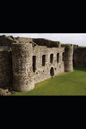 History Of The UK: Volume 1: Prehistory to 1000AD