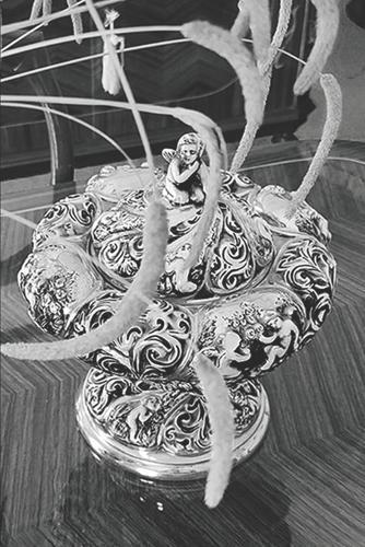 Philosophie grecque: Décoder l'identité de la société humaine: Un voyage contemplatif à travers l'âme de la société