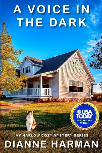 A Voice in the Dark: Ivy Harlow Cozy Mystery Series