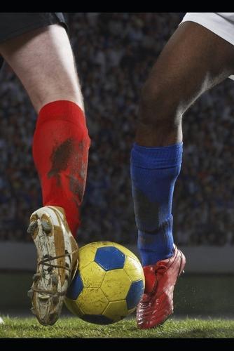 Sport, flótti frá Þjáningum: Knattspyrna og átrúnaðargoð hans
