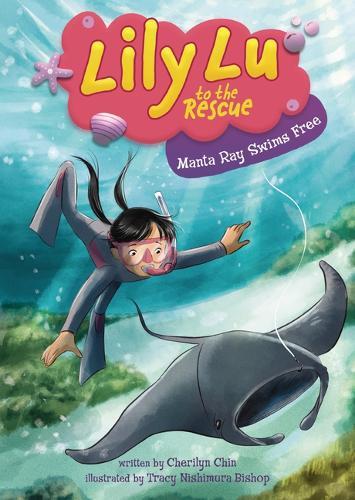 Manta Ray Swims Free